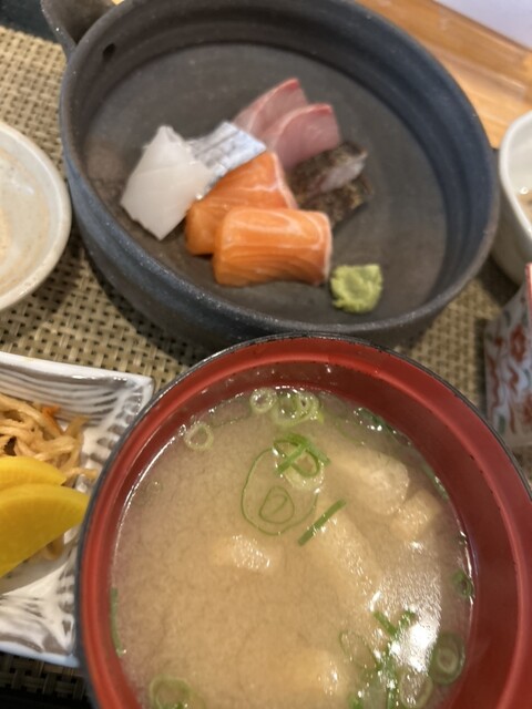 Takatsuki Biwa photo 3