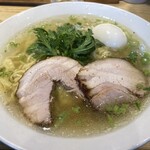 本丸塩らー麺、味玉