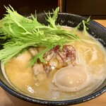 麺処 やのや - 鶏白湯ラーメン 海老 ＋ 味付け玉子