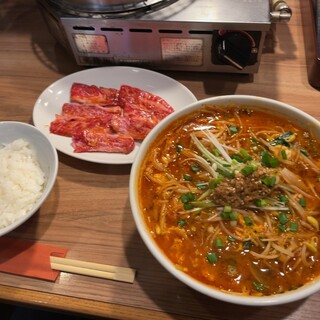 焼肉ハウス ジャンジャン_0