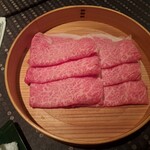 瀬里奈 - 佐賀県産特選牛A5リブロースのしゃぶしゃぶ肉・その3です。
