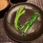 瀬里奈 - しゃぶしゃぶのスープで調理したせりと、牧石ネギです。