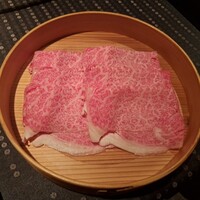 瀬里奈 本店 - 佐賀県産特選牛A5リブロースのしゃぶしゃぶ肉・その1です。