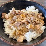 王道家直系 家系ラーメン がく - 