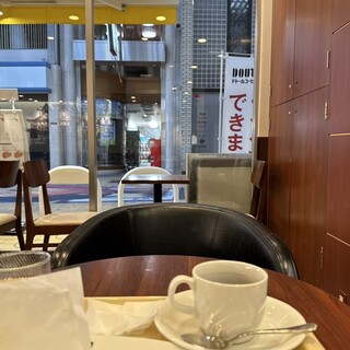 ドトールコーヒーショップ_2
