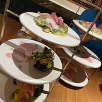 ERUTAN RESTAURANT BAR - 