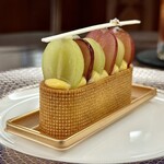 パーラー ローレル - 