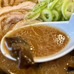 麺武 はちまき屋 - うまいスープ