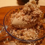 伯雲 - 栗の渋皮煮とほうじ茶アイスクリーム