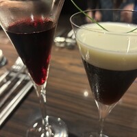 KAZAN - 最初はこちら。赤スパークリングと共に楽しいスタート