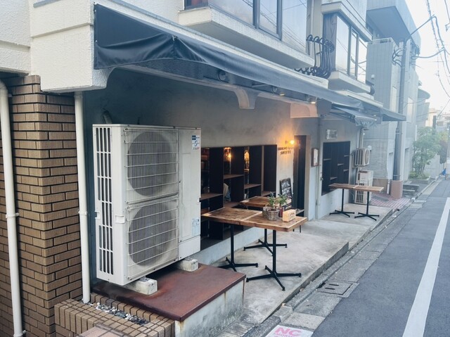 Swanlake Pub Edo CAFE DE TETE