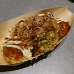 浅草蛸たこ×ころも兄弟 - たこ焼き（5個、700円）