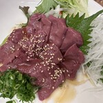 浜焼き きばる - 料理写真:牛レバ刺し1200円
