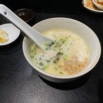 炭火焼肉 にく式 - コムタンスープ　白