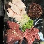 炭火焼肉 にく式 - 刺身盛り