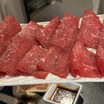 炭火焼肉 にく式 - 焼きしゃぶ赤み