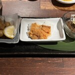 謳歌屋仁作 - 珍味三種盛り。イカトンビ、フグの子粕漬、イゴネリ