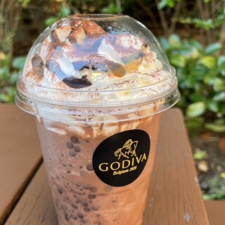 GODIVA_1
