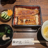 新宿うな鐵 はなれ -  新宿うな鐵 はなれ -