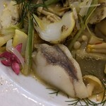 デュ・ヴァン・ハッシシ - 蒸し鮟鱇(あんこう)のナージュ仕立て、昆布オイル