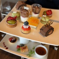 ポム・ダダン - 