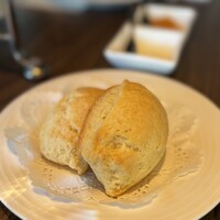 ポム・ダダン - 