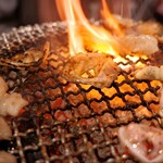 炭火焼肉ホルモン うらら - 