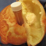 壱弐参 CAFE - チーズダッチにはチューブのはちみつが刺さっています