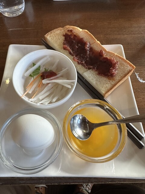 Daphne Coffee Kan Togo Ten photo 3