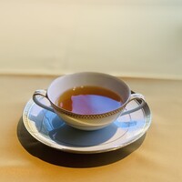 万平ホテル メインダイニングルーム - ② 2300円：ビーフコンソメスープ