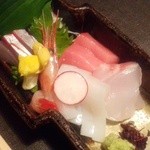 馳走飯田 - お造り五種（甘エビ・あら・まぐろ・さわら・ひらまさ）