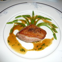 レストラン タニ - 鴨胸肉のロースト　蜂蜜の香りのソース