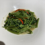 百菜百味 銀座店 - 空芯菜炒め。ニンニク控えめなお上品な味つけ。