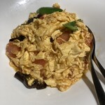 百菜百味 - 卵とトマト炒め。個人的にはもう少しトマトの割合が多い方が好み。