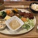 カフェ ヒヨリ - 