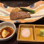 別亭やえ野 - 家喜物