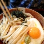 梅八 - 山かけ<並>（750円）。
      定食でも単品でも同じ価格ってのが多いから、少食の方でなければオトクやね。