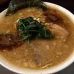 ラーメン ヤスオ - らーめん（細麺） 130g パンチ効かせて 700円