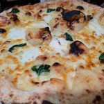 ナポリのかまど - 白いマルゲリータ