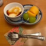 日本料理 桂 - 【水物】季節の果物　プリン