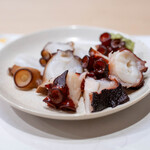 うを徳 - 2024.11 明石産真蛸（レアー茹でとカンテサンス流やわらか煮の食べ比べ）