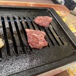 焼肉ホルモンはまえ - 柔らか〜いハラミ　こんなのなかなか出会えない