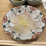 末廣鮨 - 真鯛、柚塩で