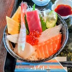 光る海 - 海鮮丼ミニ
