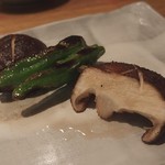 焼鳥 はちまん - http://umasoul.blog81.fc2.com/blog-entry-1293.html