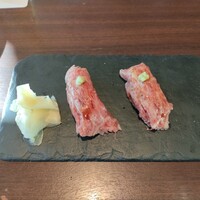 天空焼肉 星遊山 - 黒毛和牛の肉寿司