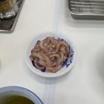 天麩羅処 ひらお - 烏賊の塩辛初回提供分のみ無料⋯少ない⋯