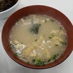 天麩羅処 ひらお - 味噌汁⋯