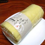 菓匠 清泉堂 東谷地店 - 100%米粉の「お米の純生ロール」　\840-