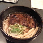 豚ナンコツそば醤油味平打ち麺